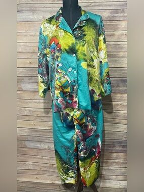 Natori Size Medium Satin Floral Teal Pajama Set
